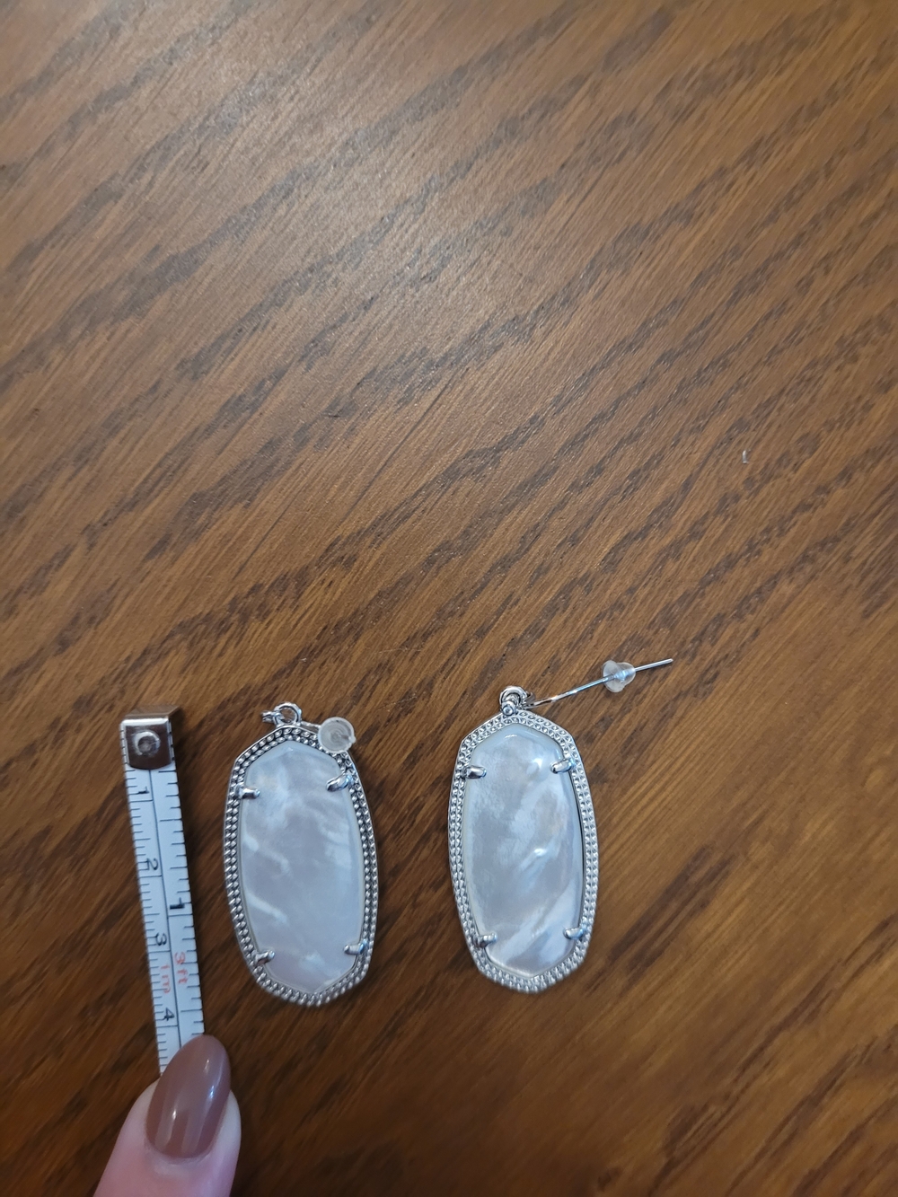 Kendra Scott Silver Tone White Mother-of-Pearl Drop Earrings - Picture 3 of 4